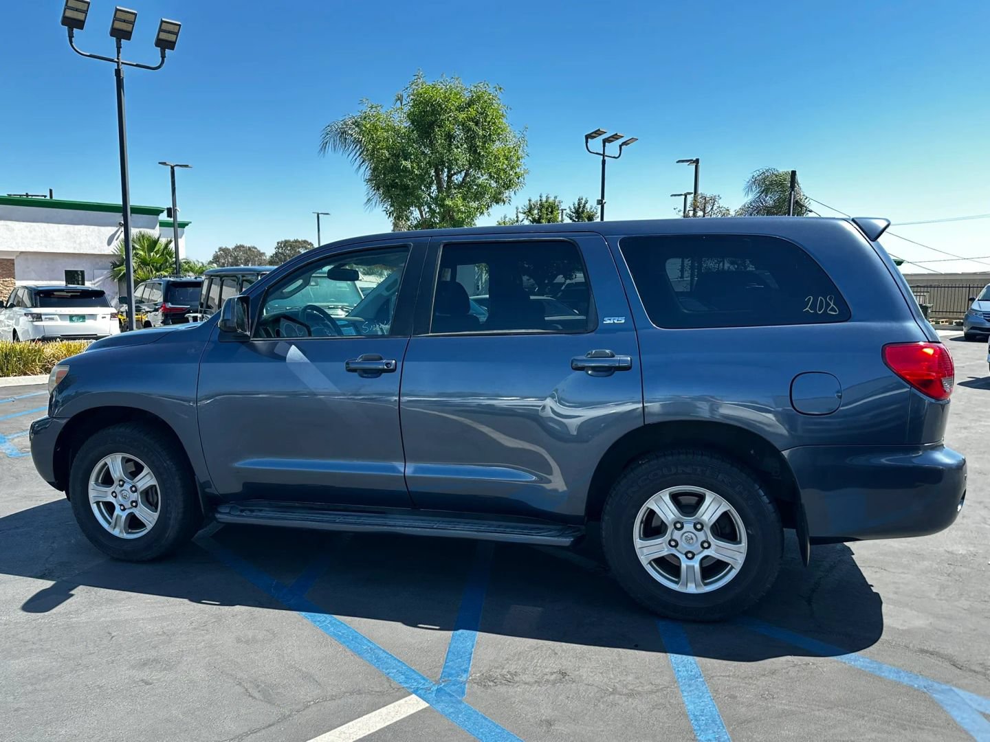 Used 2008 Toyota Sequoia SR5 RWD image 5