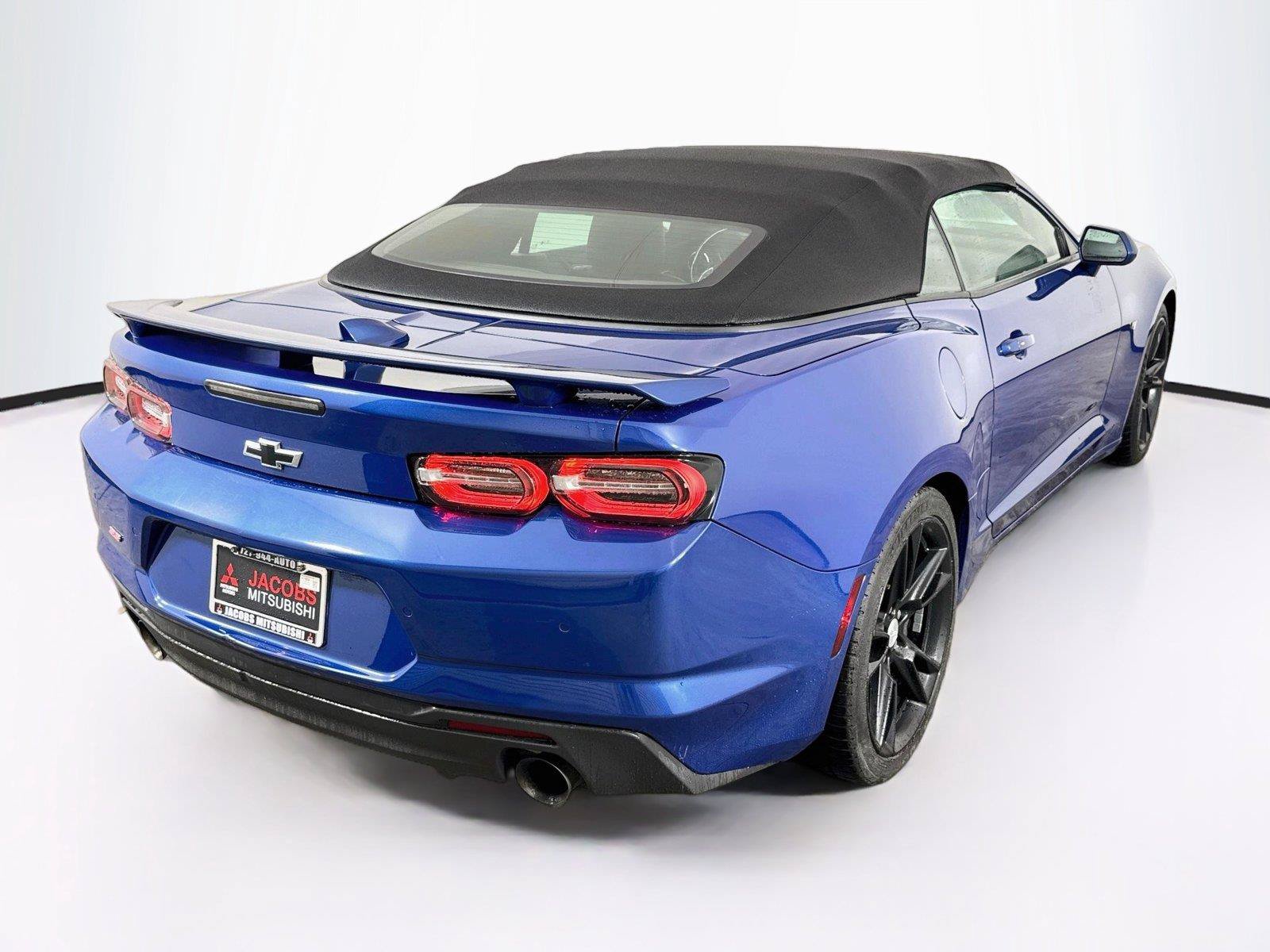 Used 2023 Chevrolet Camaro SS RWD image 5