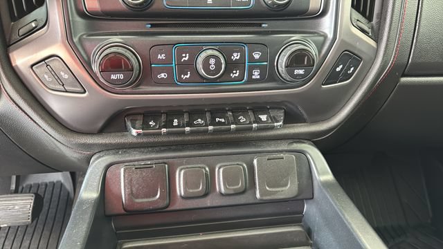 Used 2019 GMC Sierra 2500 SLT w/ All Terrain HD Package AWD/4WD image 11