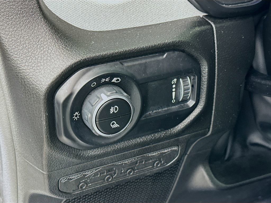 Certified 2024 Jeep Gladiator Sport image 18