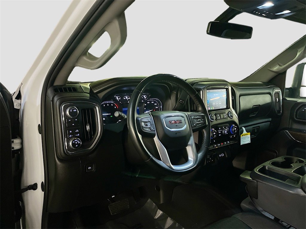 Used 2023 GMC Sierra 3500 SLE w/ SLE Convenience Package image 9