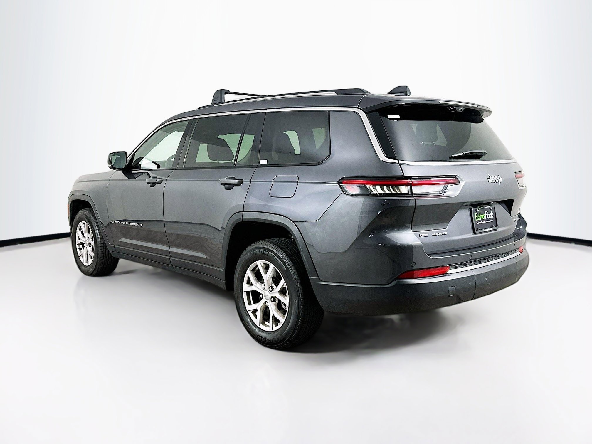 Used 2022 Jeep Grand Cherokee L Limited w/ Luxury Tech Group II image 5