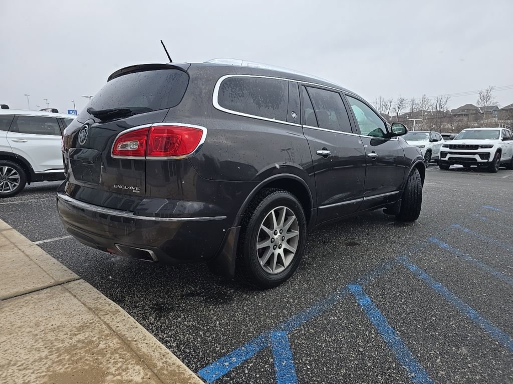 Used 2017 Buick Enclave Leather image 4