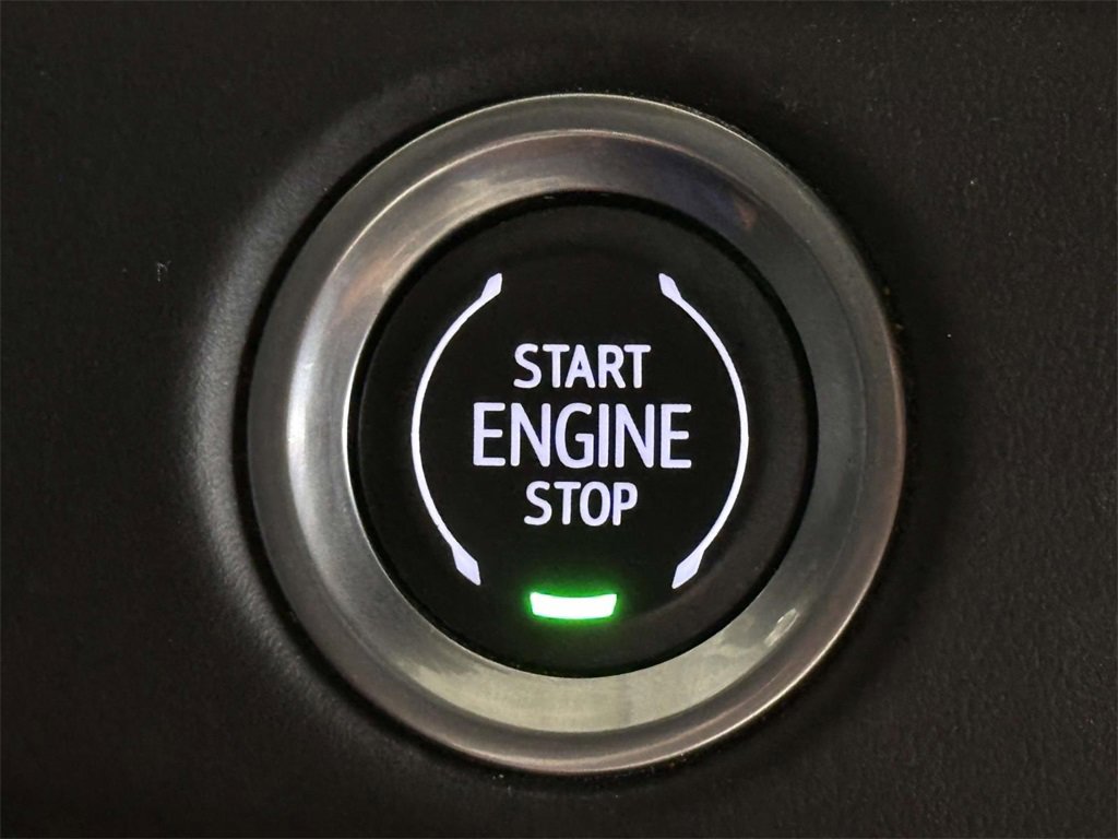 Used 2023 Cadillac Escalade Sport Platinum image 32