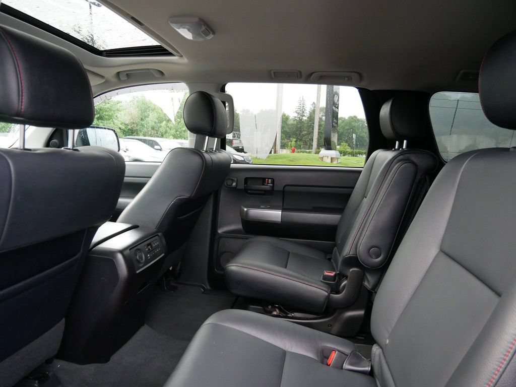 Used 2022 Toyota Sequoia TRD Pro AWD/4WD image 11