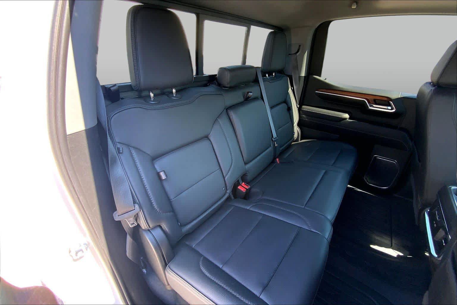 Used 2022 GMC Sierra 1500 Denali w/ Denali Carbonpro Edition AWD/4WD image 20