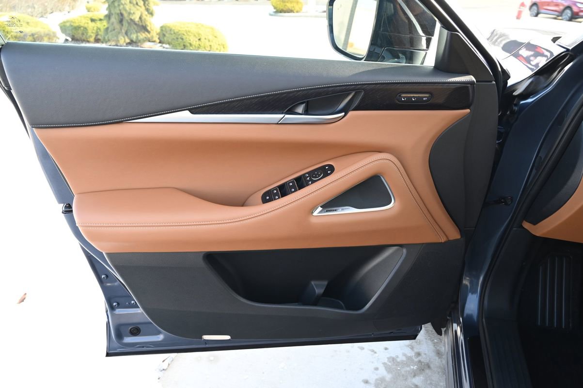 Used 2025 INFINITI QX60 Sensory image 16