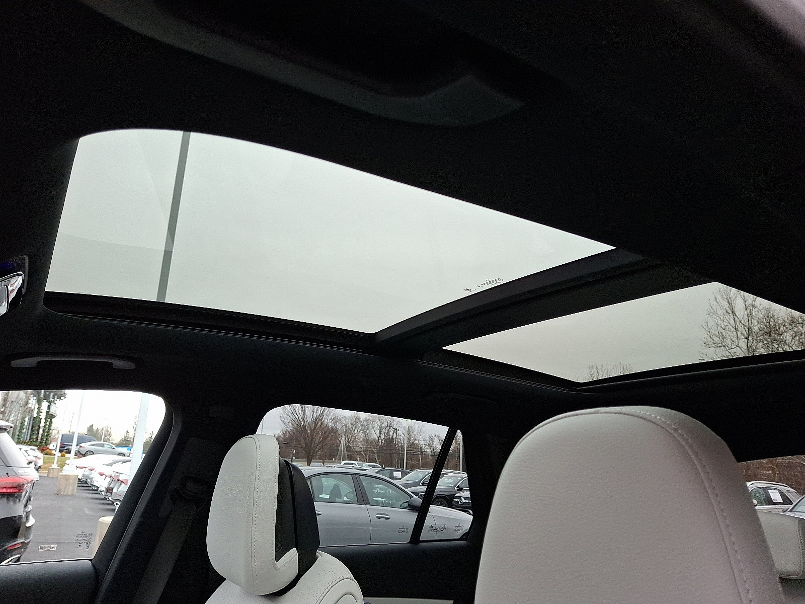 Used 2026 Mercedes-Benz GLC 300 4MATIC image 13