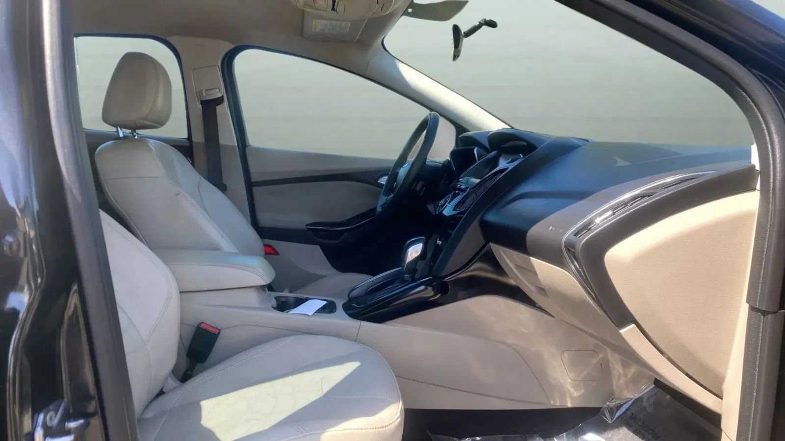 Used 2013 Ford Focus Electric Hatchback FWD image 25
