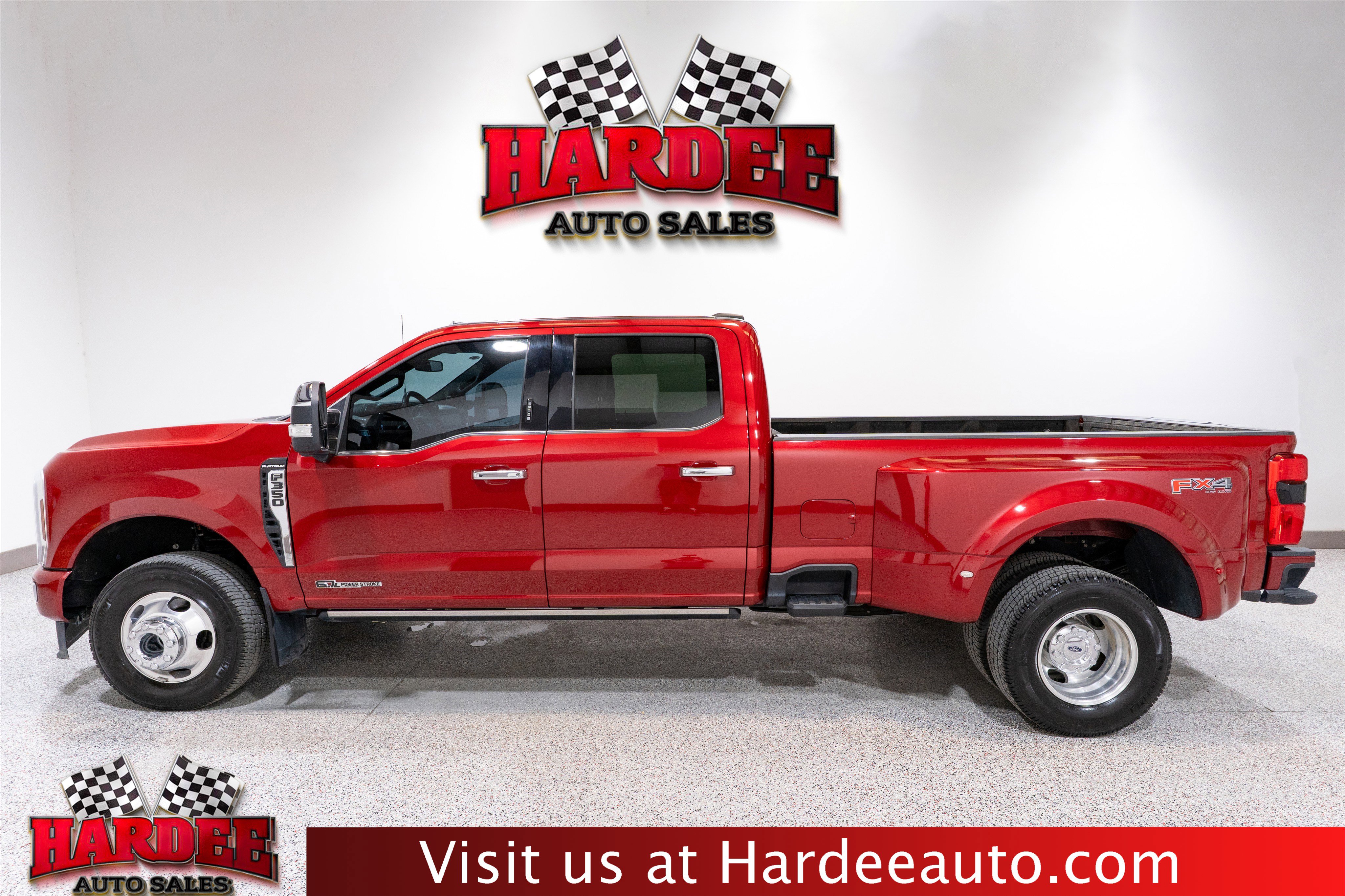 Used 2024 Ford F350 Platinum image 1