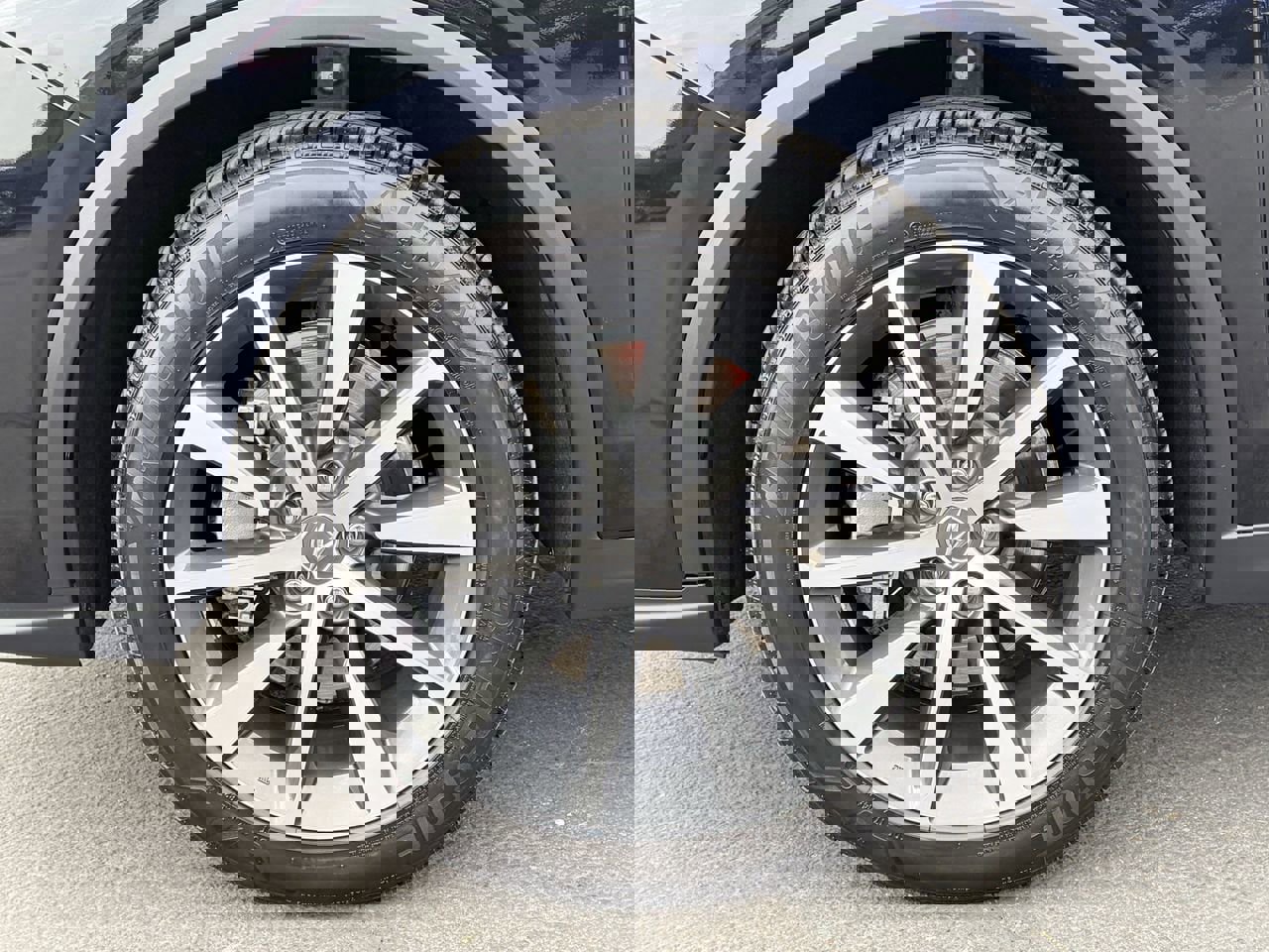 Used 2026 Acura MDX w/ Technology Package image 9