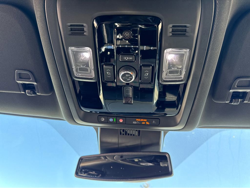 New 2026 GMC Yukon XL Elevation w/ LPO, Get Active Package image 23