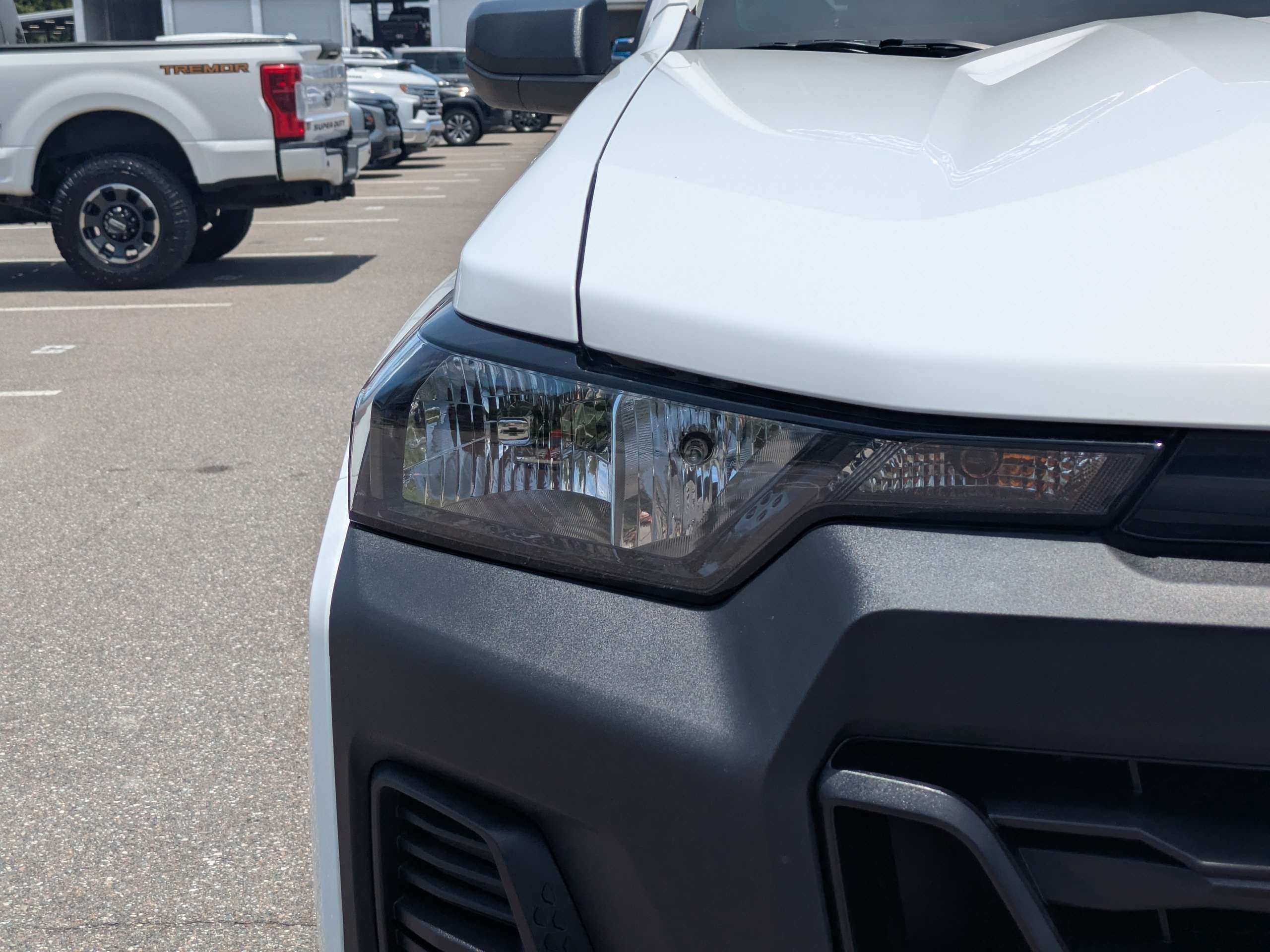 Used 2026 Chevrolet Colorado W/T w/ Advanced Trailering Package RWD image 9