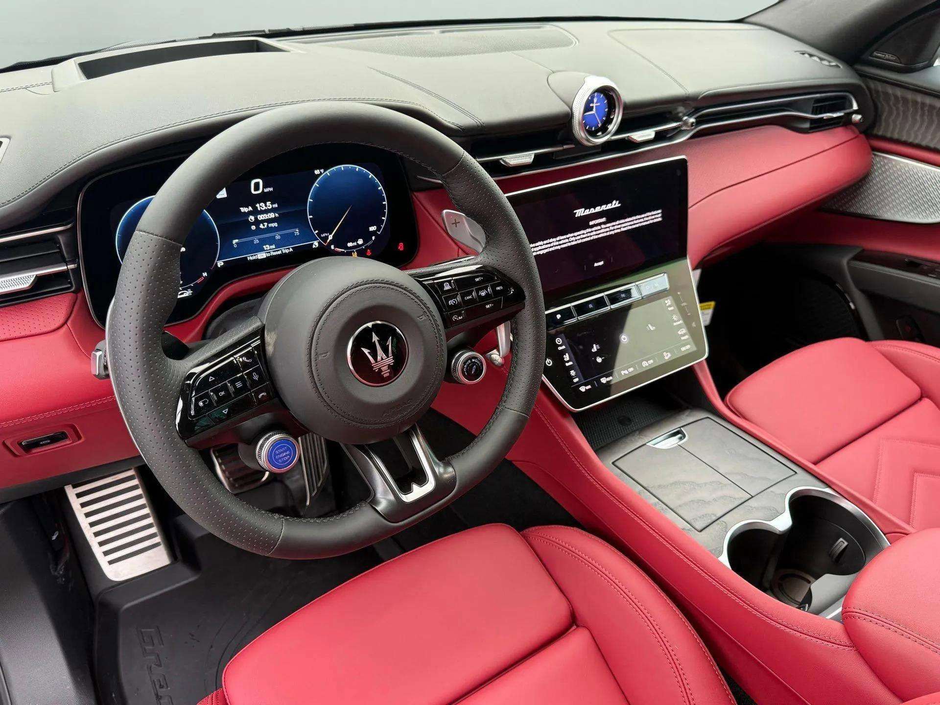 New 2026 Maserati Grecale Modena image 23