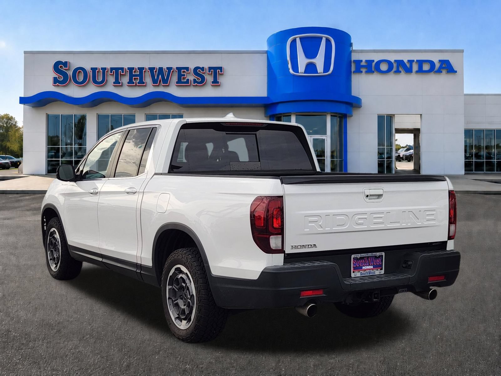 Used 2024 Honda Ridgeline RTL+ image 4
