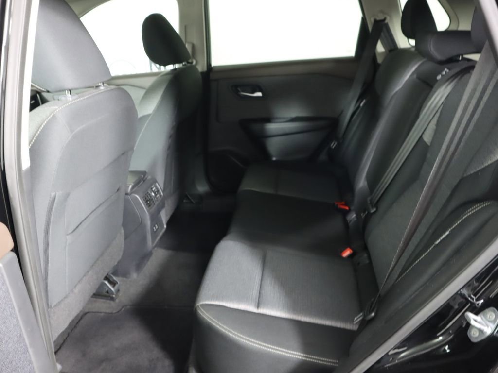 Used 2022 Nissan Rogue SV AWD/4WD image 27