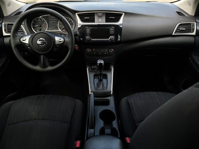 Used 2017 Nissan Sentra SV FWD image 9