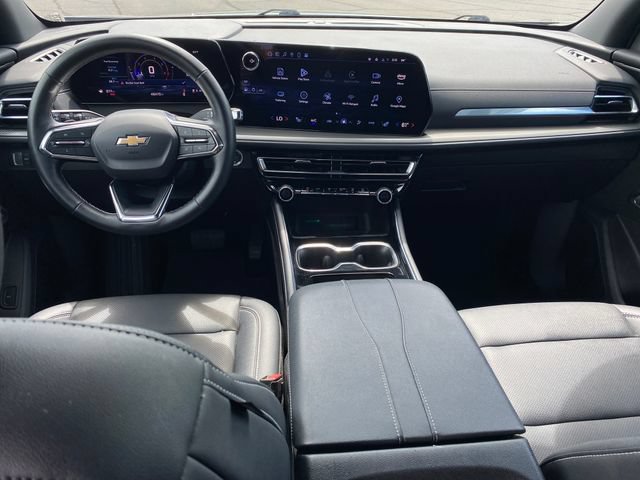 Certified 2025 Chevrolet Traverse LT FWD image 5