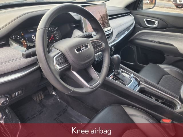 Used 2022 Jeep Compass Latitude AWD/4WD image 18