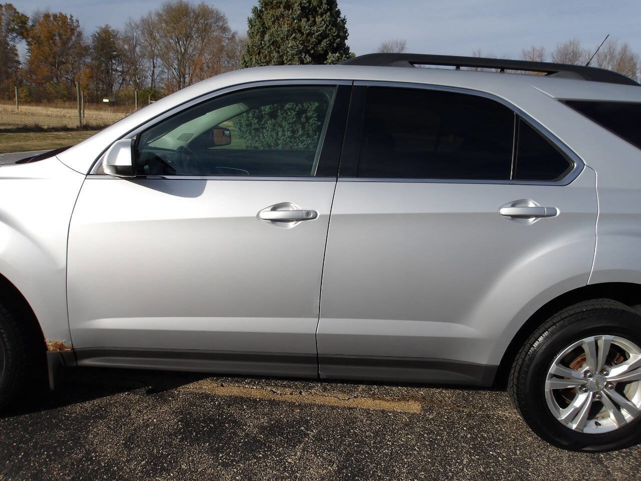 Used 2011 Chevrolet Equinox LT image 29