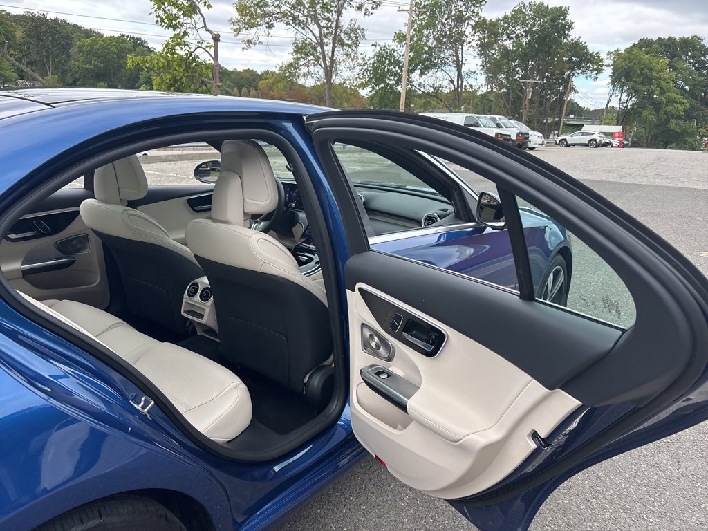 Used 2025 Mercedes-Benz C 300 4MATIC Sedan image 13