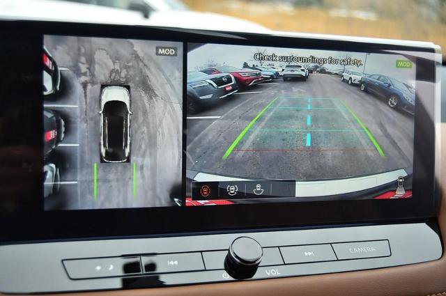 New 2026 Nissan Rogue Platinum image 14