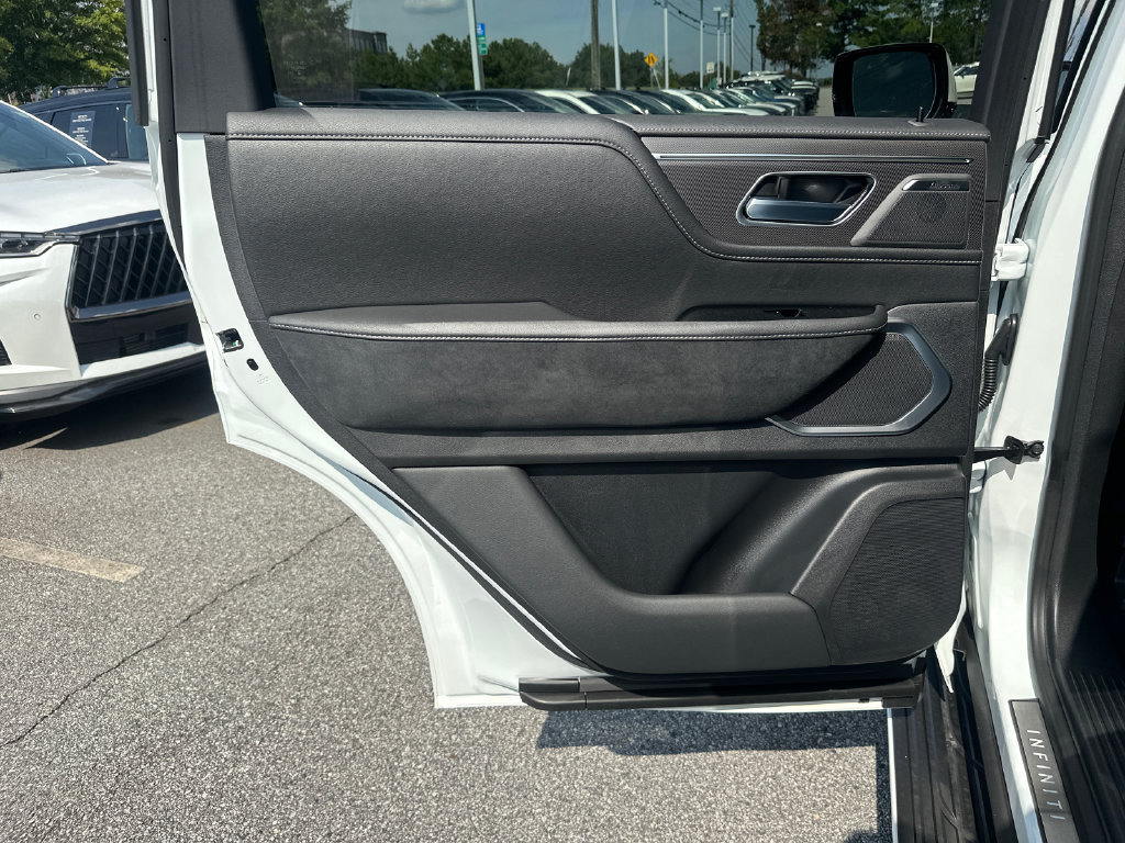 New 2027 INFINITI QX80 Luxe w/ Cargo Package AWD/4WD image 18