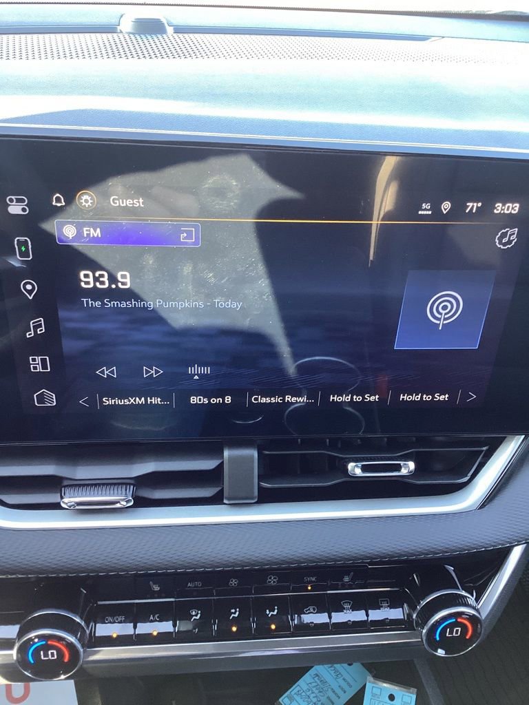 New 2026 Chevrolet Equinox LT w/ Convenience Package II image 23