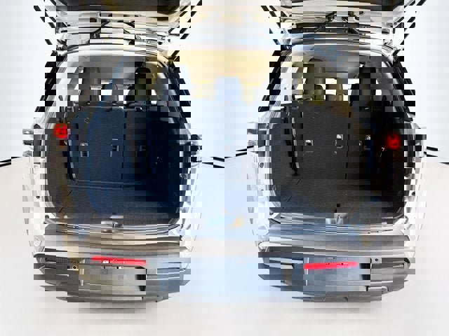 New 2025 Nissan Pathfinder S image 25