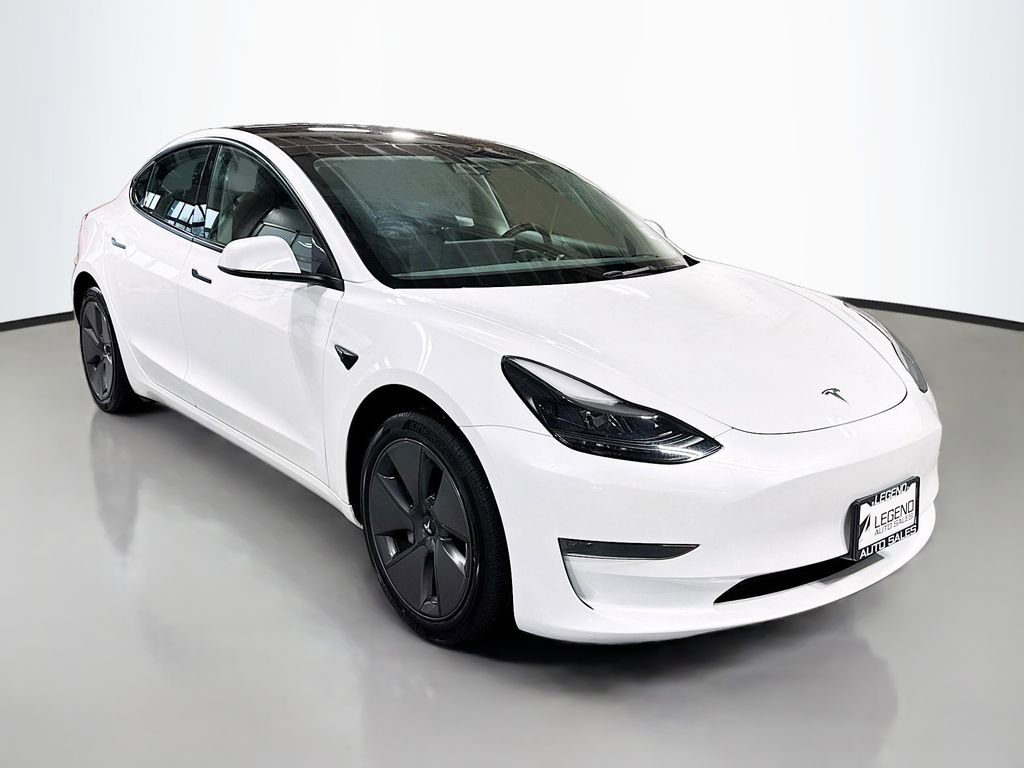 Used 2023 Tesla Model 3 Standard Range image 3
