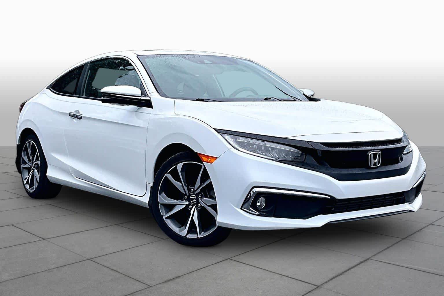 Used 2020 Honda Civic Touring image 3