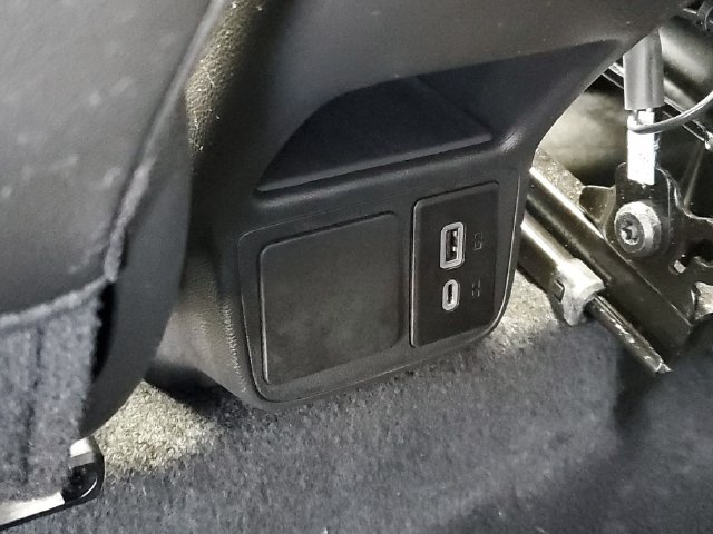 Certified 2024 Buick Encore GX Preferred FWD image 12