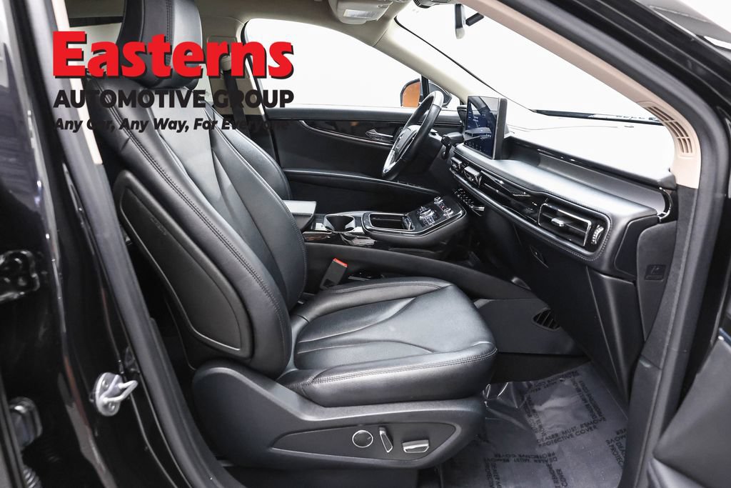 Used 2022 Lincoln Nautilus FWD image 27