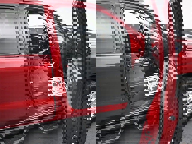 Used 2023 Nissan Frontier SV w/ Tow Package image 16