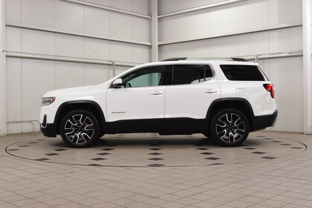 Used 2021 GMC Acadia SLE w/ Driver Convenience Package FWD image 4
