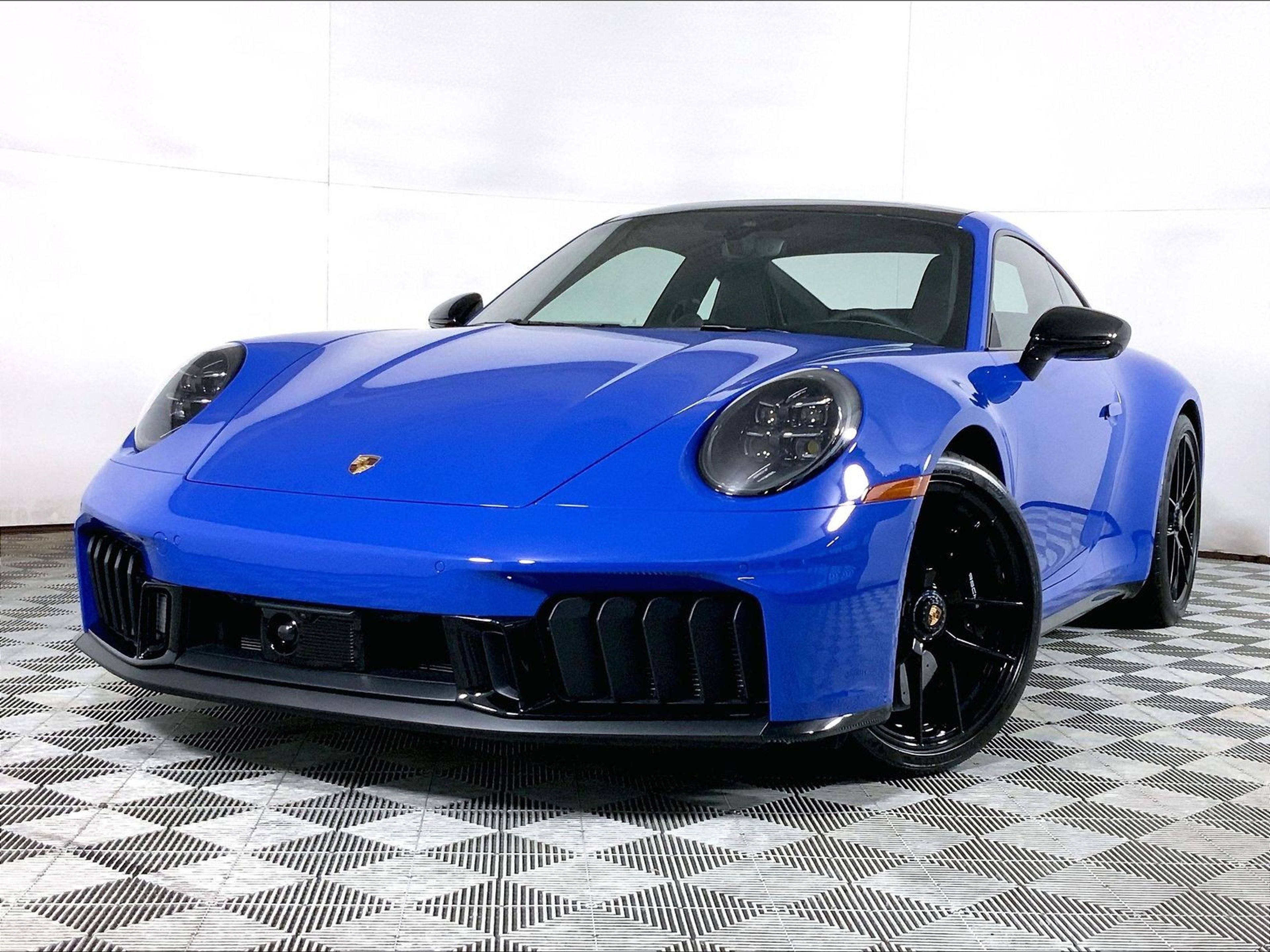 Used 2025 Porsche 911 Carrera 4 GTS