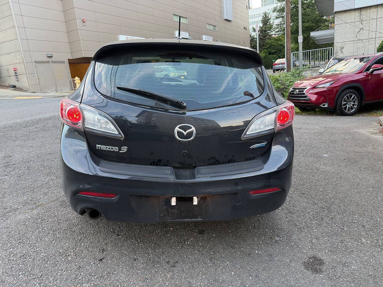 Used 2012 MAZDA MAZDA3 i Grand Touring FWD image 10