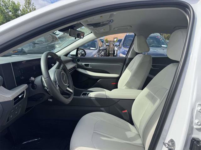 Certified 2025 Hyundai Sonata SEL image 16