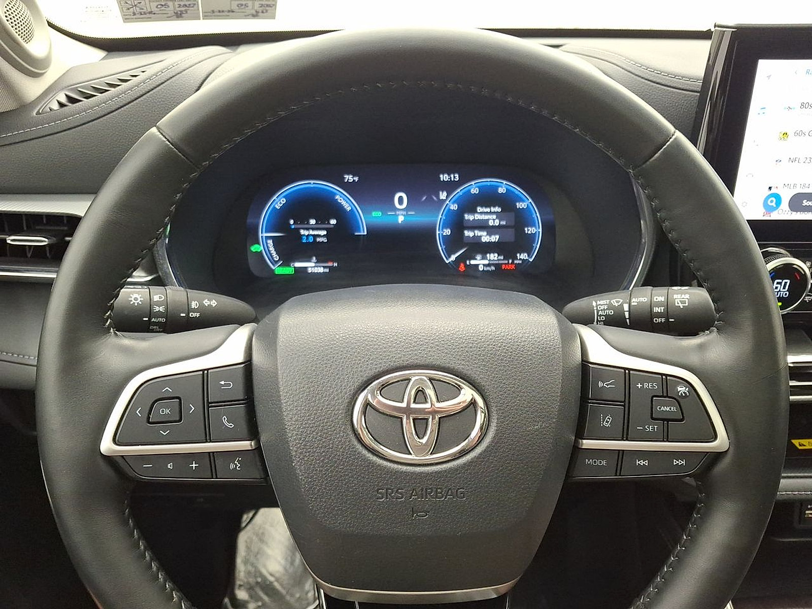 Used 2023 Toyota Highlander Platinum AWD/4WD image 16