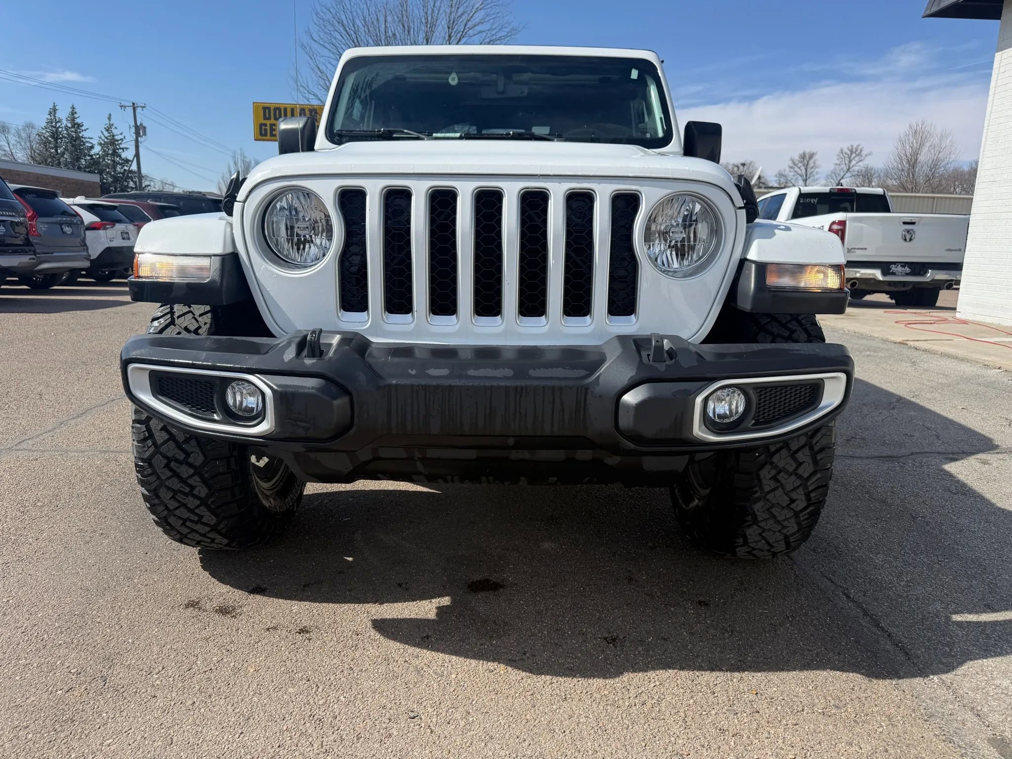Used 2023 Jeep Gladiator Overland image 3