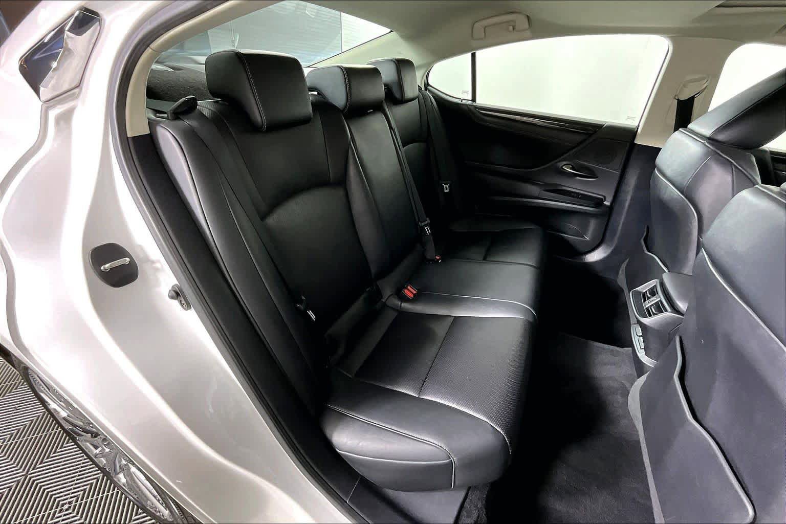 Used 2021 Lexus ES 350 w/ Premium Package FWD image 18