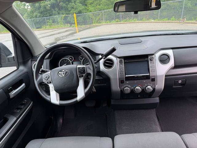 Used 2016 Toyota Tundra SR5 RWD image 8