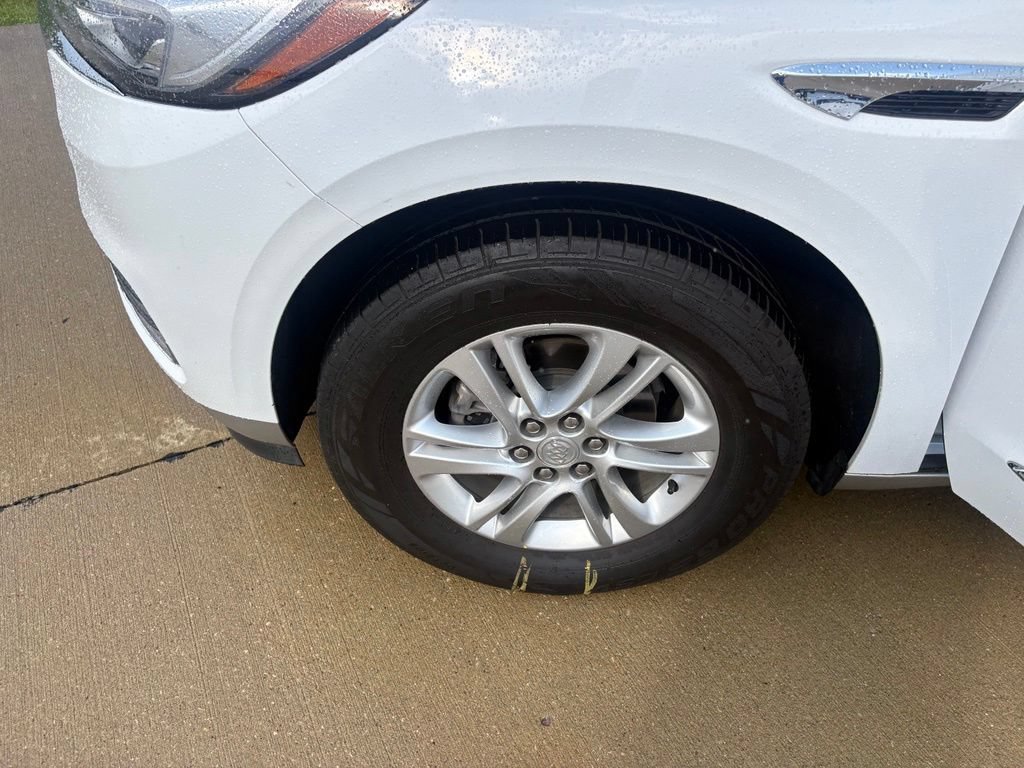 Used 2021 Buick Enclave Essence FWD image 25