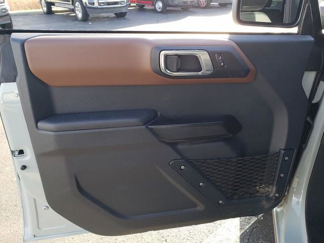 Used 2024 Ford Bronco Outer Banks image 16
