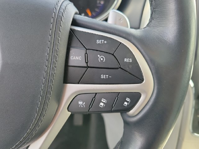 Used 2018 Jeep Grand Cherokee Summit AWD/4WD image 19