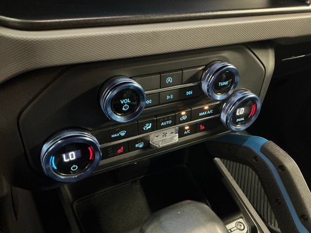 Used 2023 Ford Bronco Black Diamond AWD/4WD image 25