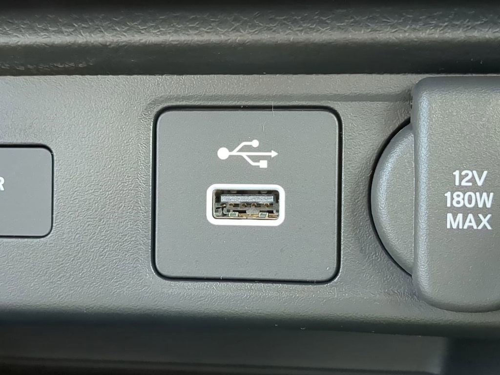 New 2025 Acura Integra Base image 23