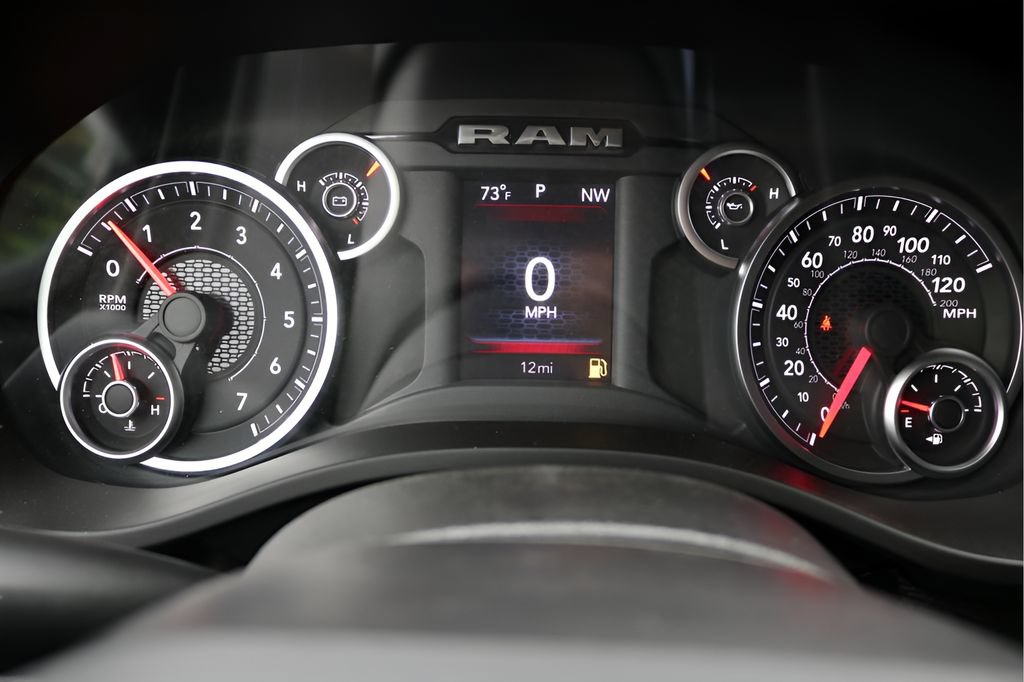 New 2026 RAM 1500 Express AWD/4WD image 25