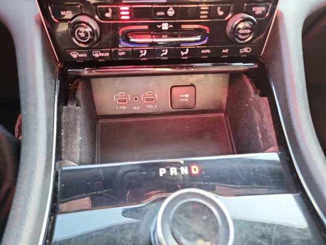 Used 2022 Jeep Grand Cherokee L Laredo image 28