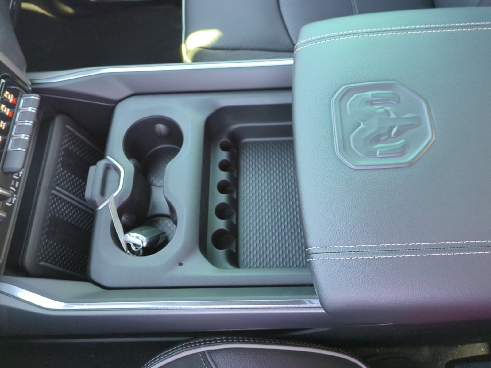 New 2026 RAM 2500 Laramie w/ Sport Appearance Package image 15